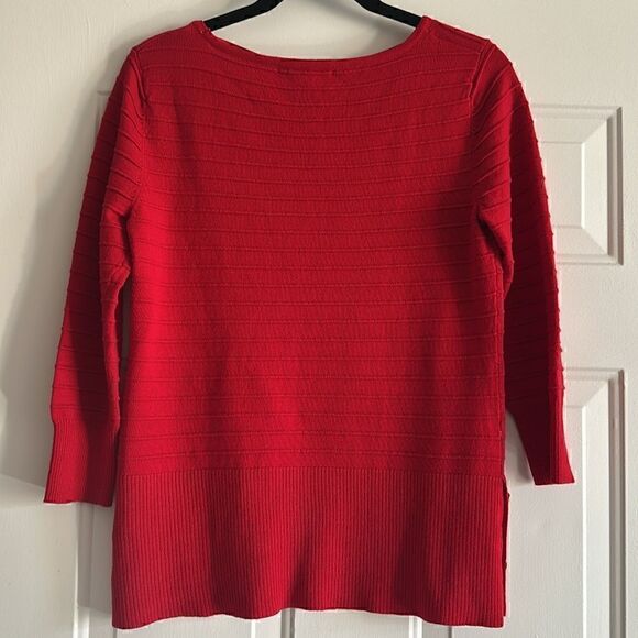 Women’s Cable & Gauge Red Medium Top - Picture 3 of 5